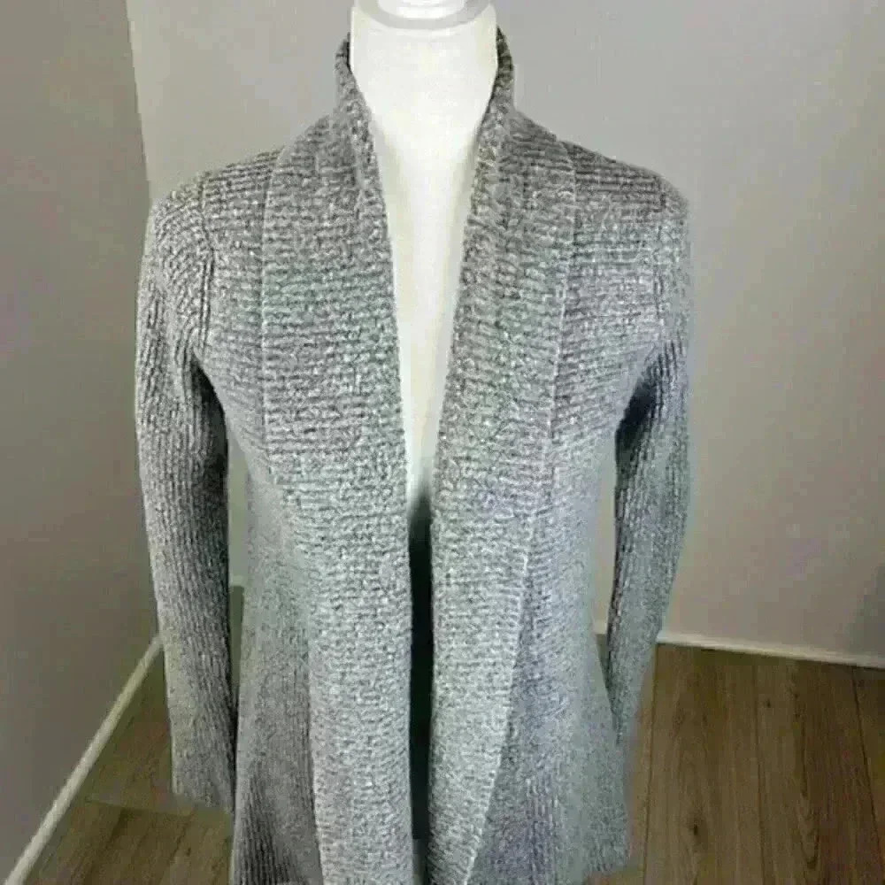 89th & Madison Grey Cardigan Size S - Picture 2 of 8